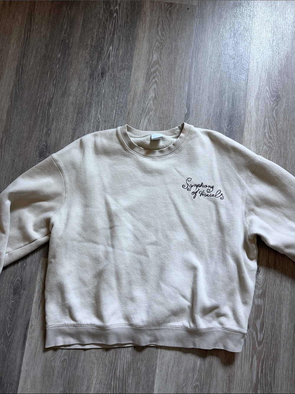 Zara Cream crew neck with Small Embroidered Logo - Picture 2 of 3